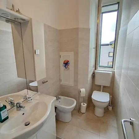 Moderno Sulle Rive Apartment *